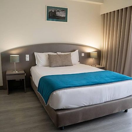 Apulia Praia Hotel เอสโปเซนเด ภายนอก รูปภาพ