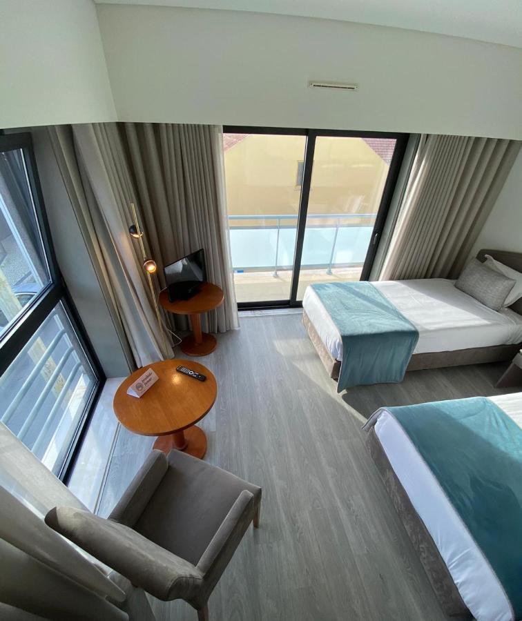 Apulia Praia Hotel เอสโปเซนเด ภายนอก รูปภาพ