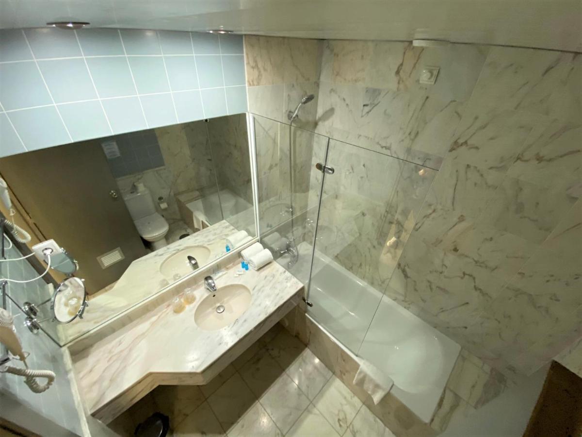 Apulia Praia Hotel เอสโปเซนเด ภายนอก รูปภาพ