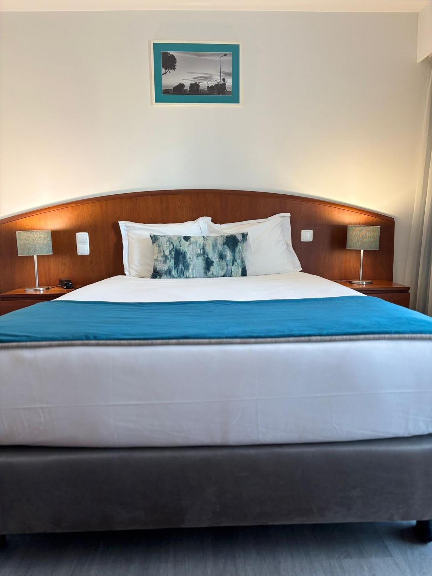 Apulia Praia Hotel เอสโปเซนเด ภายนอก รูปภาพ