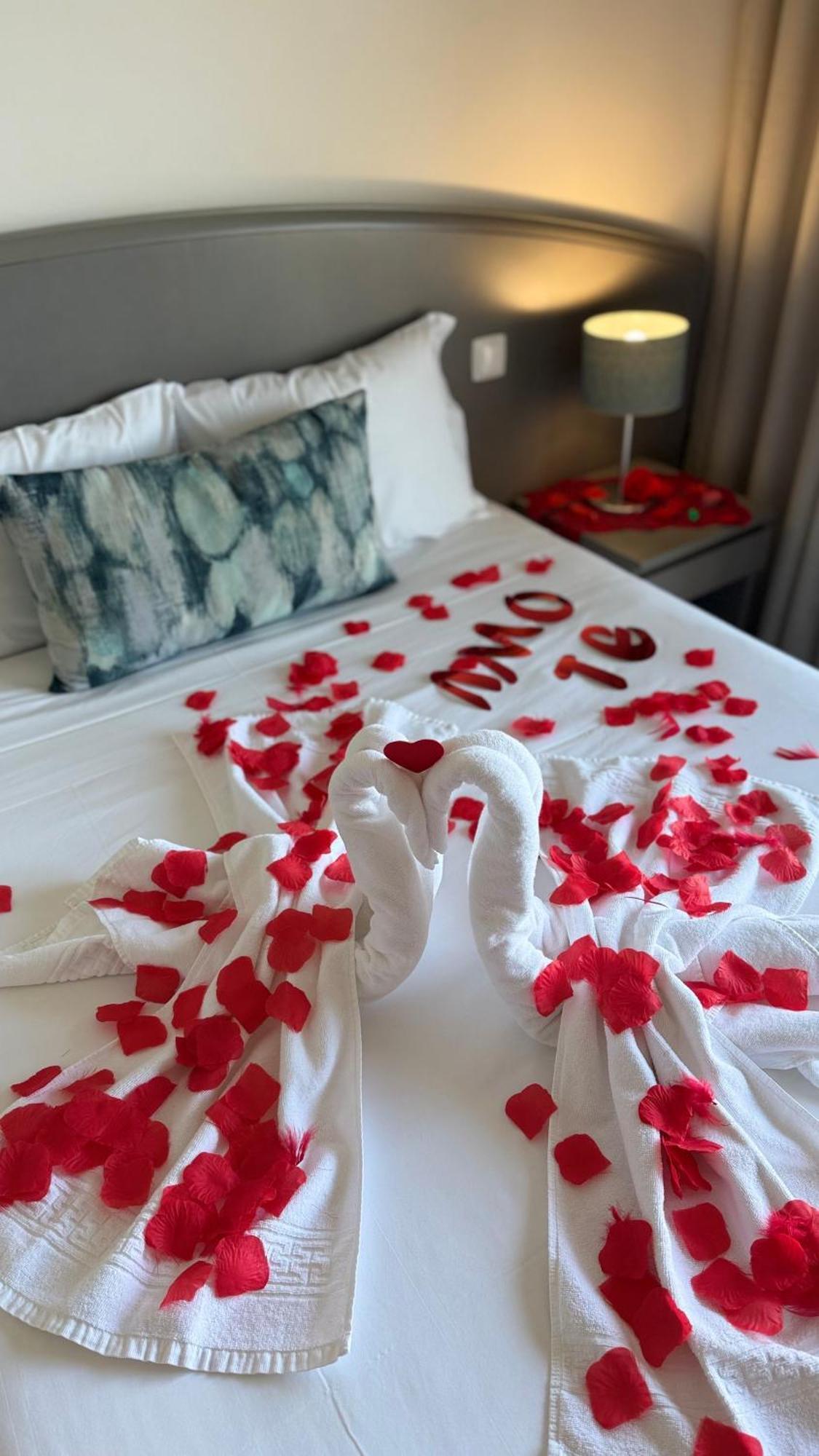 Apulia Praia Hotel เอสโปเซนเด ภายนอก รูปภาพ